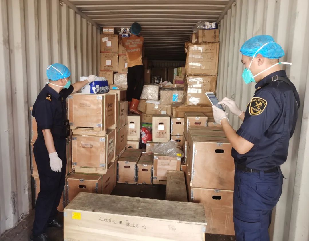 安全出运!多地海关查获危险货物瞒报夹藏事例,涉事企业或受重罚